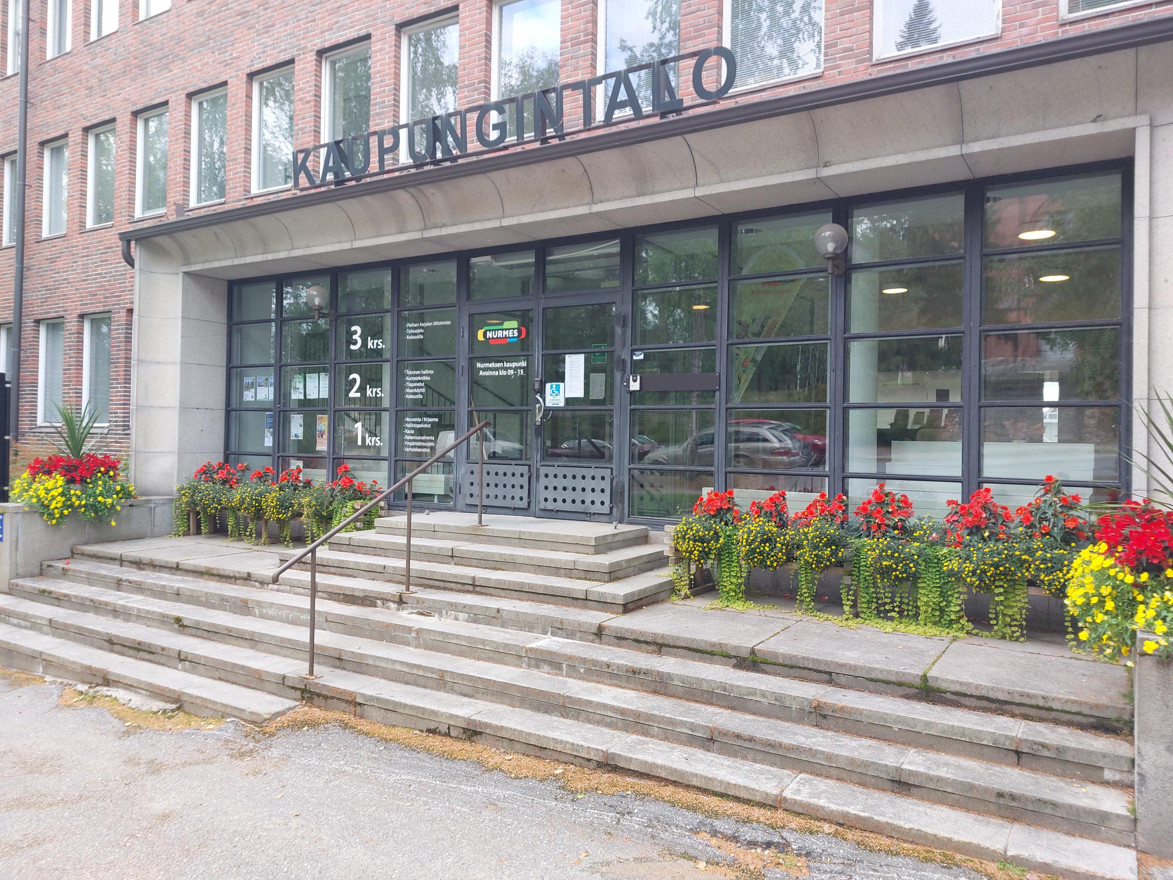 Kaupungintalo, Nurmes
